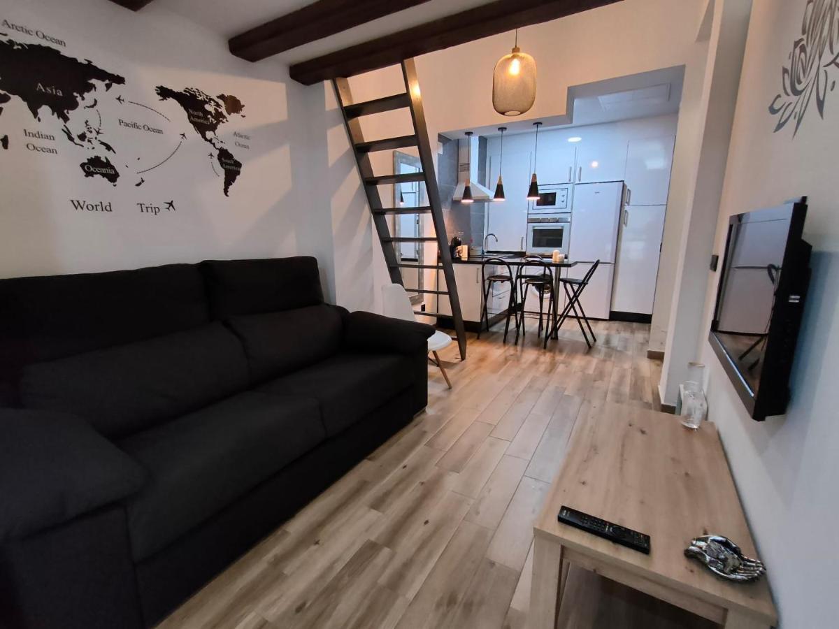 Budha Luxury Apartment Centro Historico De Malaga Bagian luar foto