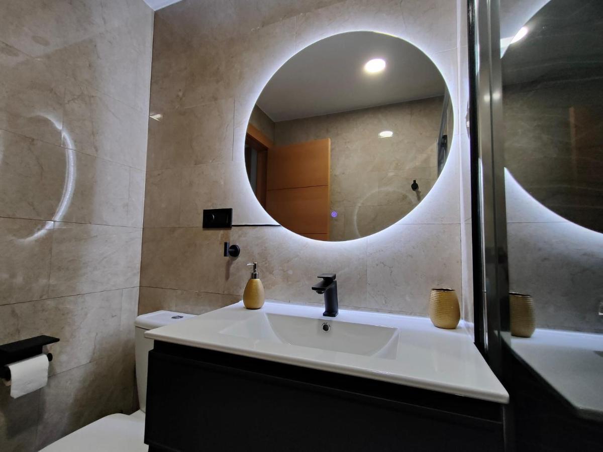 Budha Luxury Apartment Centro Historico De Malaga Bagian luar foto