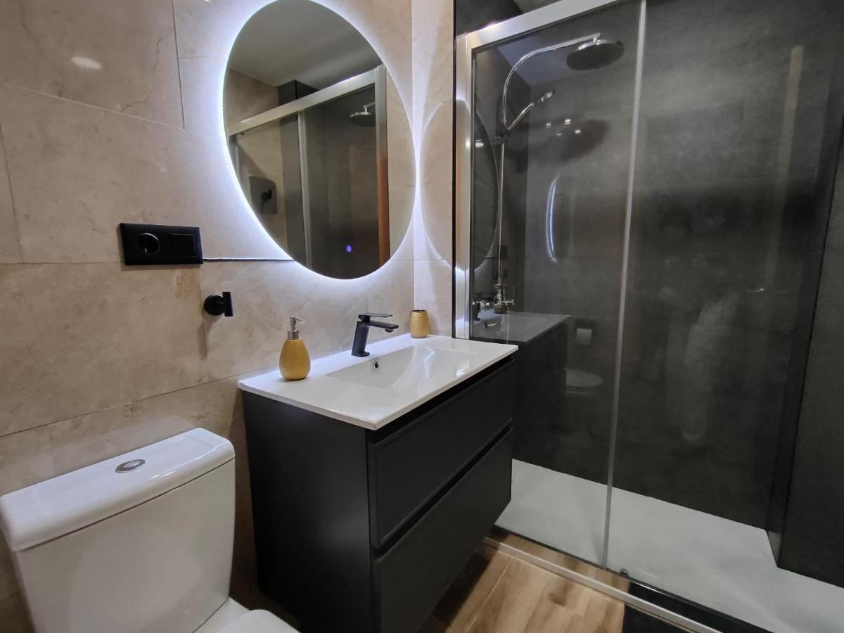 Budha Luxury Apartment Centro Historico De Malaga Bagian luar foto